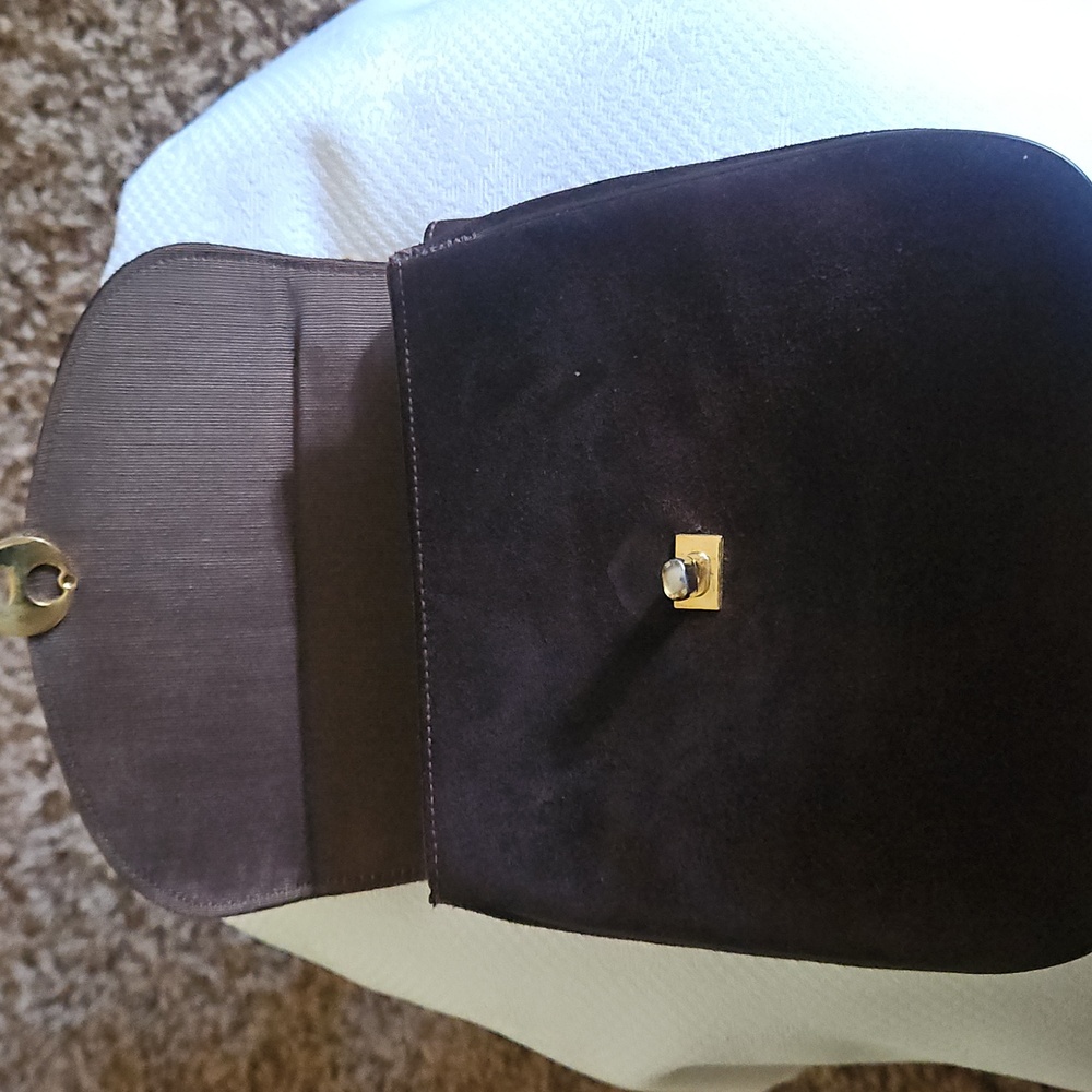 Vintage Brown Suede Bag with Gold Chain - Picture 5 of 12